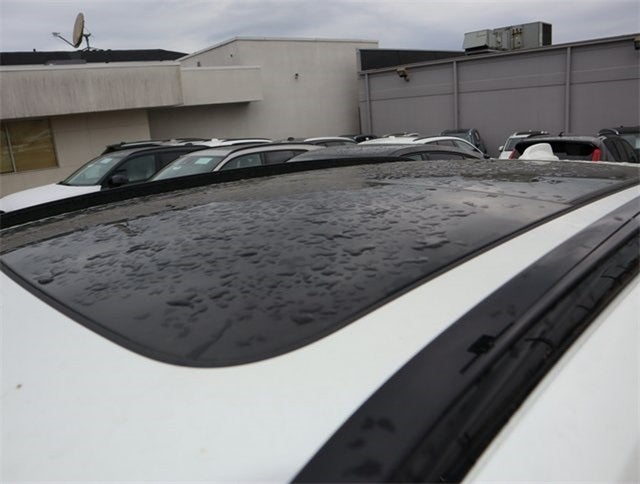 2023 Volvo XC40 B5 Plus Dark Theme