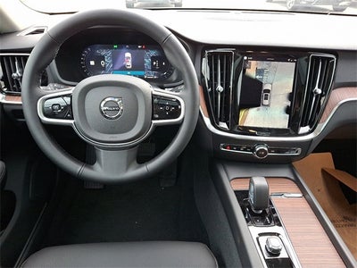 2026 Volvo V60 Cross Country B5 Plus