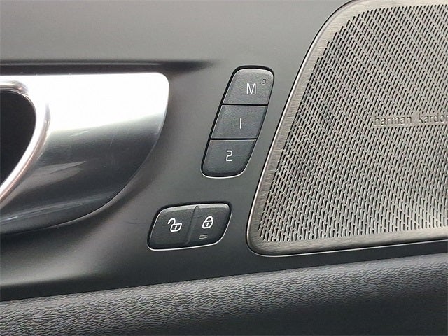 2026 Volvo V60 Cross Country B5 Plus