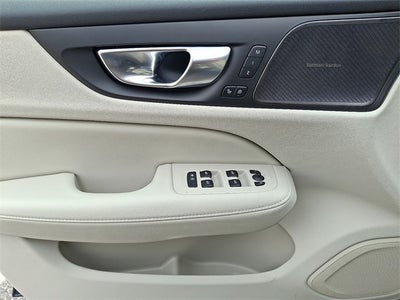 2026 Volvo V60 Cross Country B5 Plus