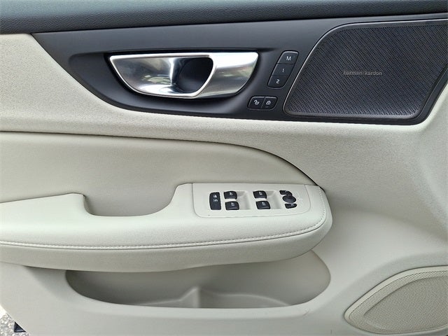 2026 Volvo V60 Cross Country B5 Plus