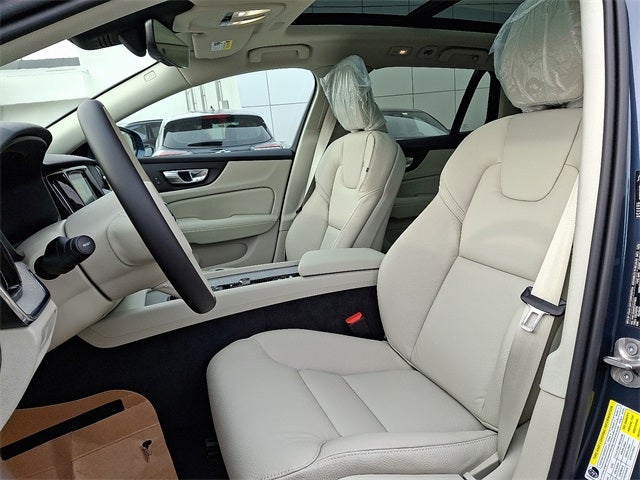 2026 Volvo V60 Cross Country B5 Plus