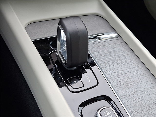 2026 Volvo V60 Cross Country B5 Plus