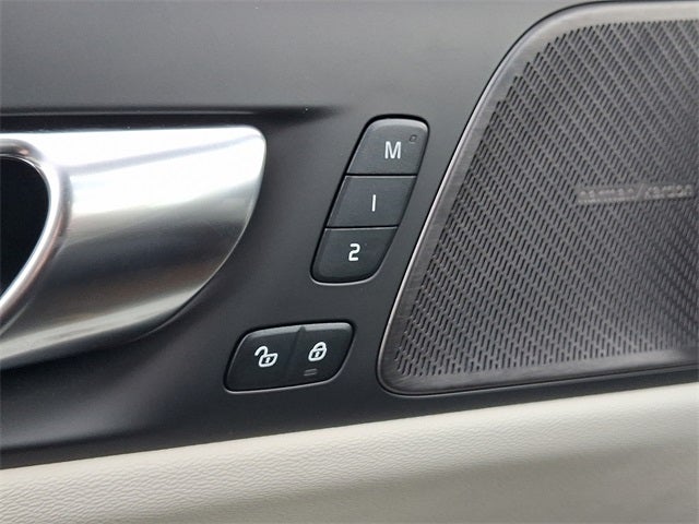 2026 Volvo V60 Cross Country B5 Plus