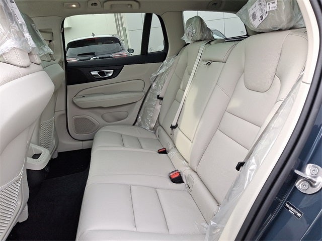 2026 Volvo V60 Cross Country B5 Plus