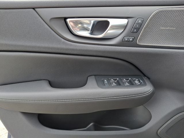 2026 Volvo V60 Cross Country B5 Plus