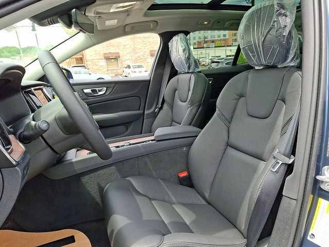 2026 Volvo V60 Cross Country B5 Plus
