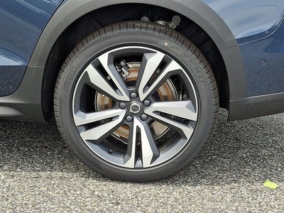 2026 Volvo V60 Cross Country B5 Plus