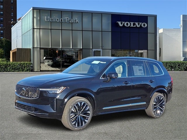 2026 Volvo XC90 B5 Plus