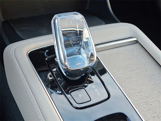 2026 Volvo XC90 B5 Plus