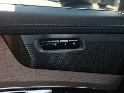 2026 Volvo XC90 B5 Plus