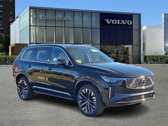 2026 Volvo XC90 B5 Plus