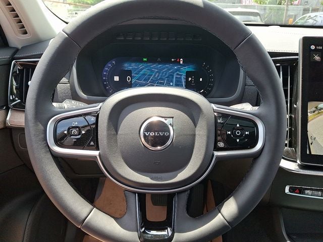 2026 Volvo XC90 B5 Plus