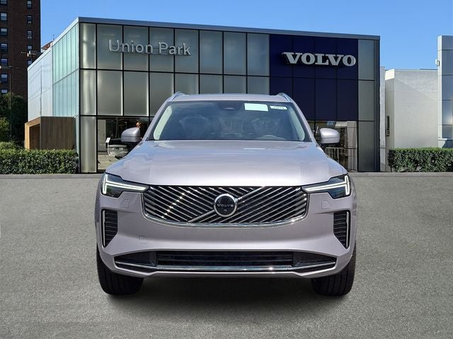 2026 Volvo XC90 B5 Plus