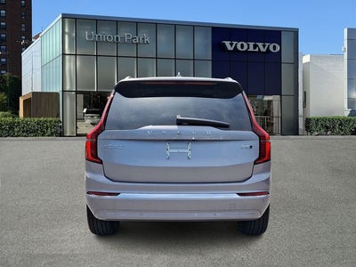 2026 Volvo XC90 B5 Plus