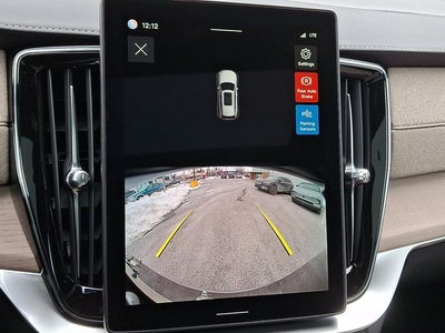 2026 Volvo XC90 B5 Core