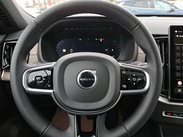2026 Volvo XC90 B5 Core