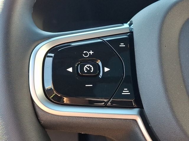 2026 Volvo XC90 B5 Core
