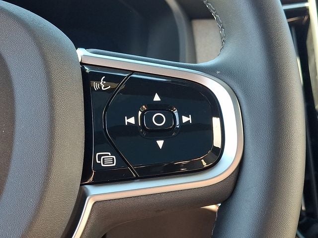2026 Volvo XC90 B5 Core