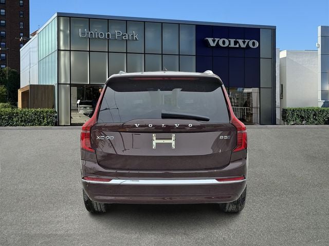 2026 Volvo XC90 B5 Core