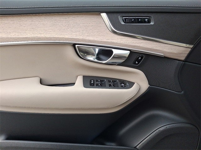 2026 Volvo XC90 B5 Core