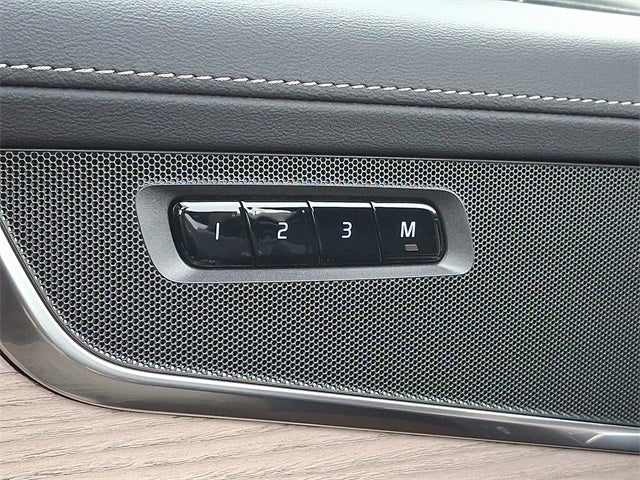 2026 Volvo XC90 B5 Core