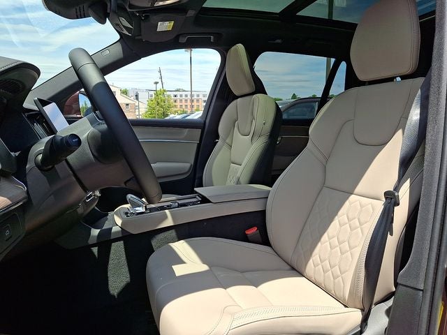 2026 Volvo XC90 B5 Core