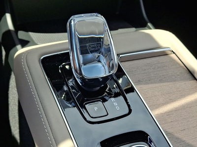 2026 Volvo XC90 B5 Core