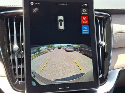 2026 Volvo XC90 B5 Core