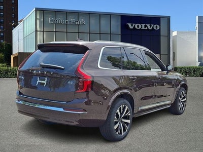 2026 Volvo XC90 B5 Core