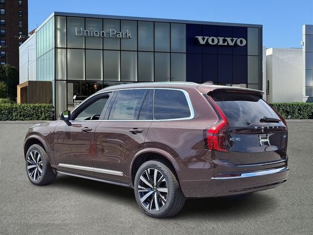 2026 Volvo XC90 B5 Core