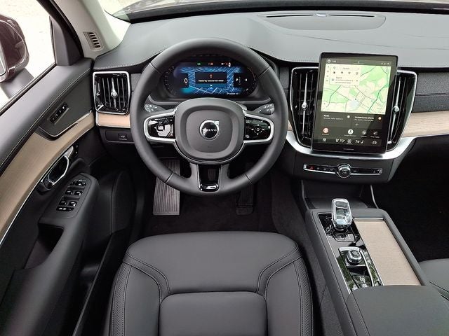 2026 Volvo XC90 B5 Core