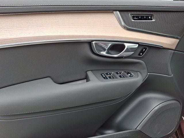 2026 Volvo XC90 B5 Core
