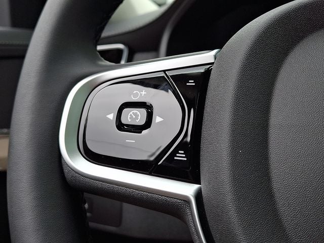 2026 Volvo XC90 B5 Core