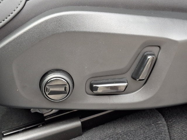 2026 Volvo XC90 B5 Core