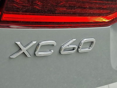 2026 Volvo XC60 B5 Plus
