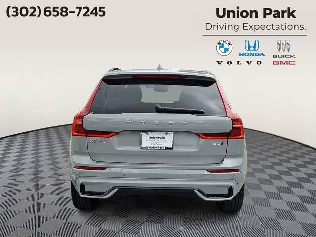2026 Volvo XC60 B5 Plus