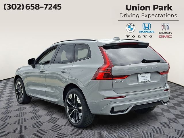 2026 Volvo XC60 B5 Plus