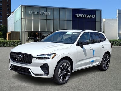 2026 Volvo XC60 B5 Plus