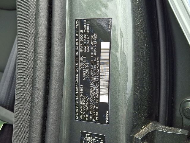 2026 Volvo XC60 B5 Plus