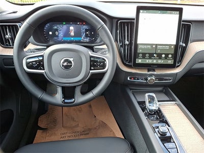 2026 Volvo XC60 B5 Plus