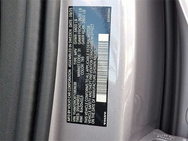 2026 Volvo XC60 B5 Plus