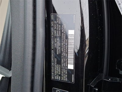 2026 Volvo XC60 B5 Plus