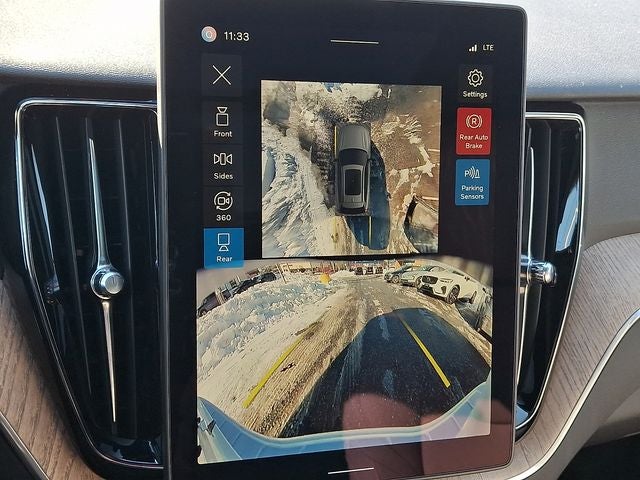 2026 Volvo XC60 B5 Plus