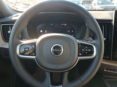 2026 Volvo XC60 B5 Plus