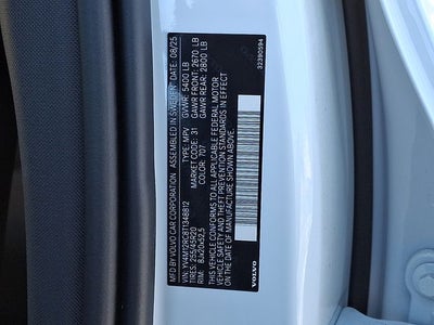 2026 Volvo XC60 B5 Plus