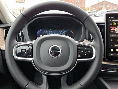 2026 Volvo XC60 B5 Plus
