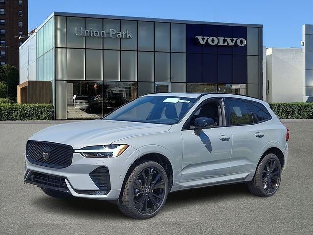 2026 Volvo XC60 B5 Ultra Black Edition