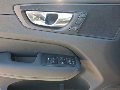 2026 Volvo XC60 B5 Core