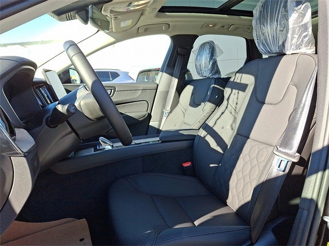 2026 Volvo XC60 B5 Core